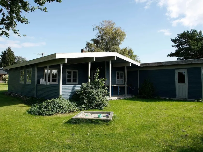 Charming Holiday Home in Juelsminde With Whirlpool - Image 1