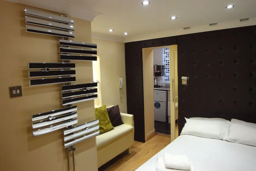 Dylan Earls Court - Image 1