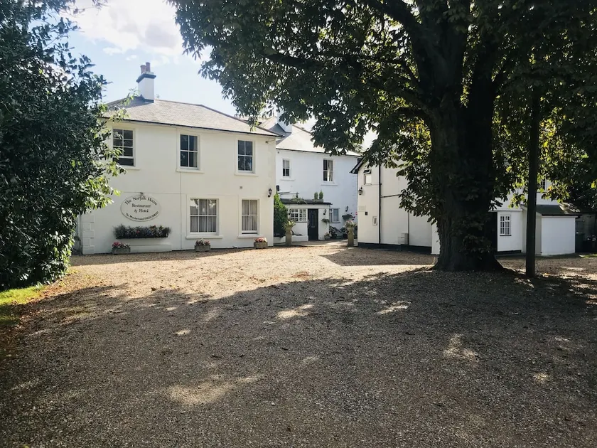 Norfolk House Hotel - Image 1