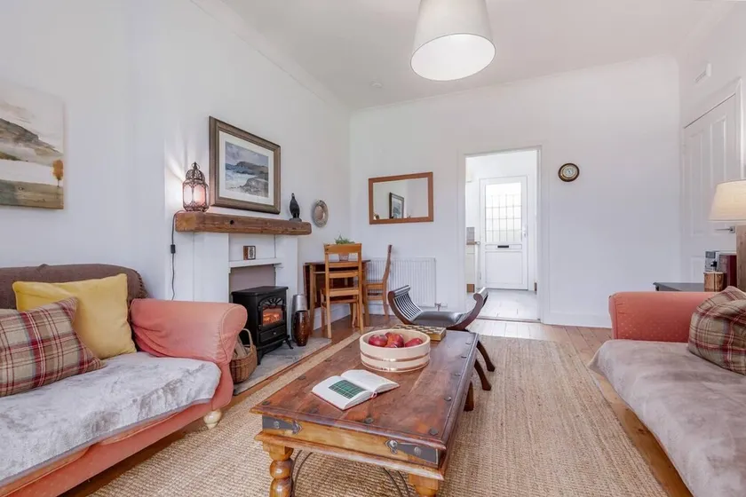 Heavenly Heather Cottage - Image 1