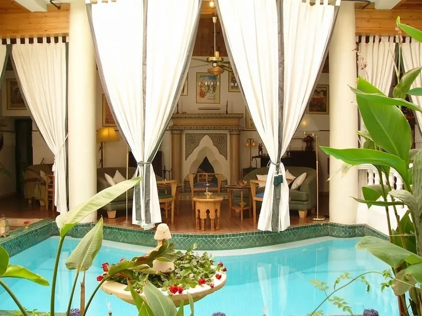 Riad Moucharabieh - Image 1