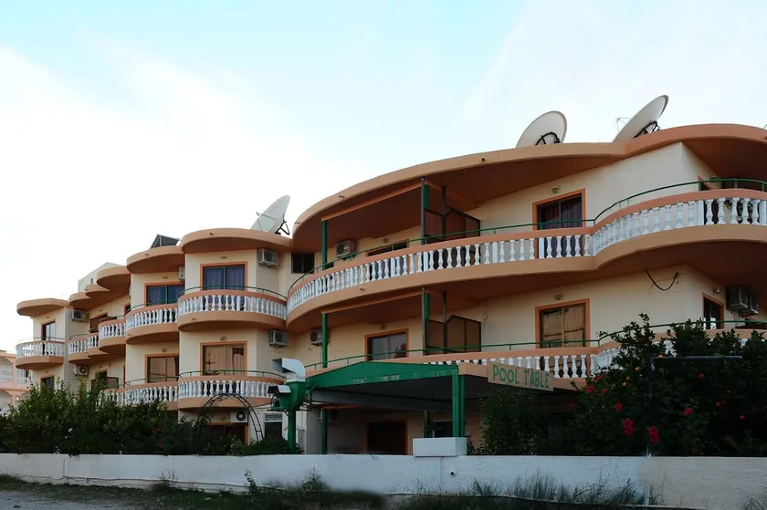 Villa George - Image 1