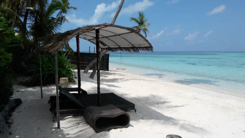 Marina Bay Villa Himandhoo - Image 1