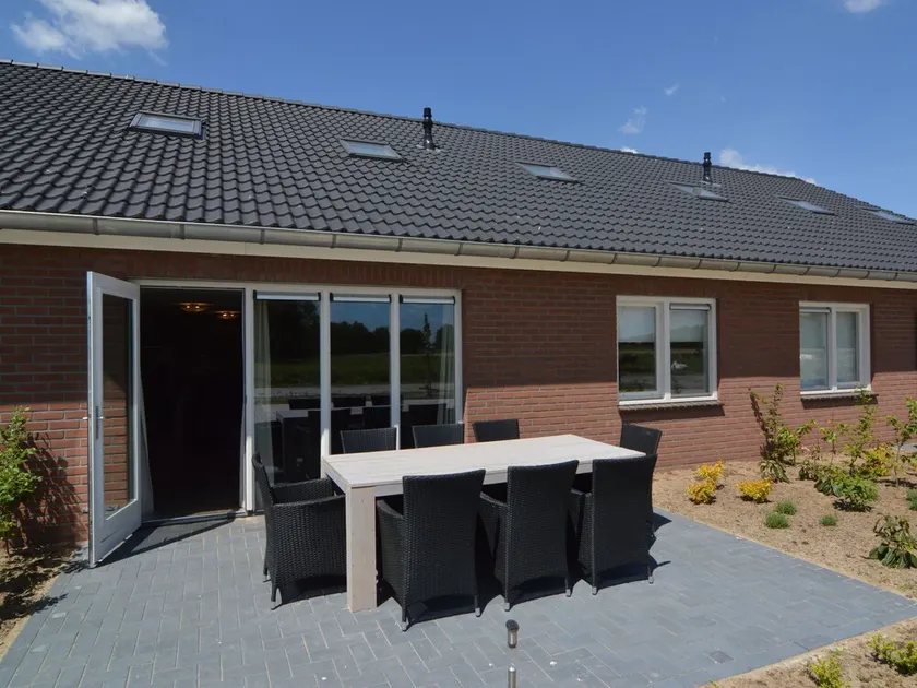 Pretty Farmhouse in Haaksbergen Near Forest - Image 1
