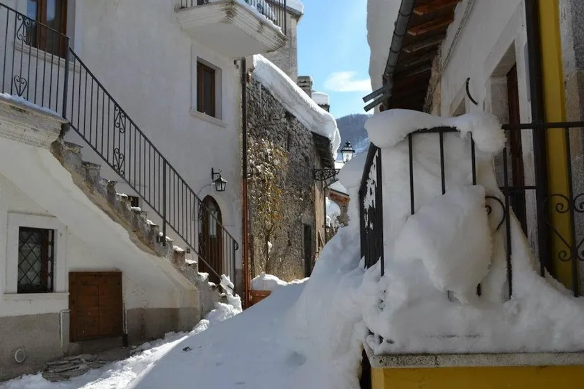 House With 2 Bedrooms in Rocca Pia, With Wonderful Mountain View - 18 km From the Slopes - Image 1