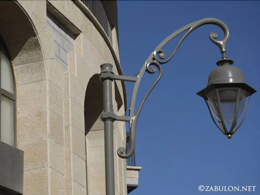 Gold Residence - Image 1