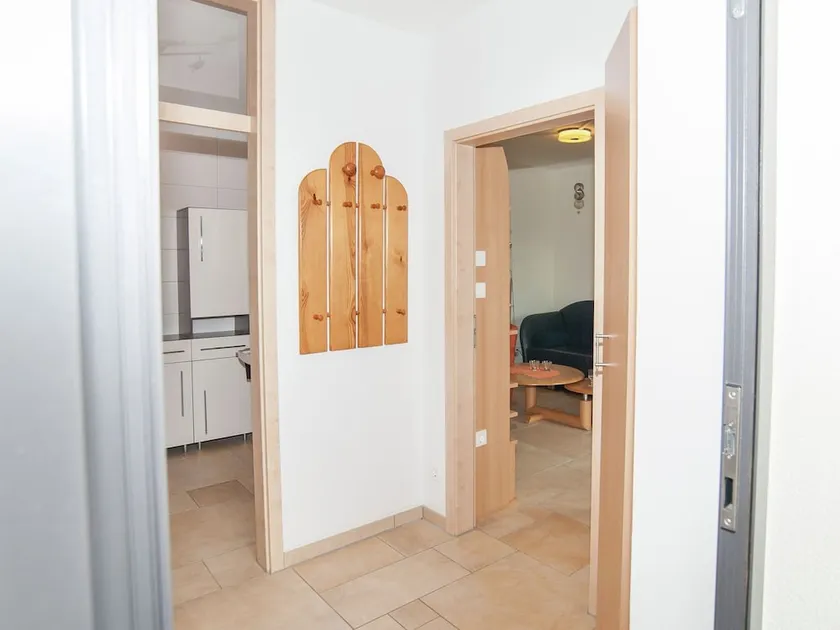 Modern Apartment in Zella-Mehlis with Private lawn - Image 1