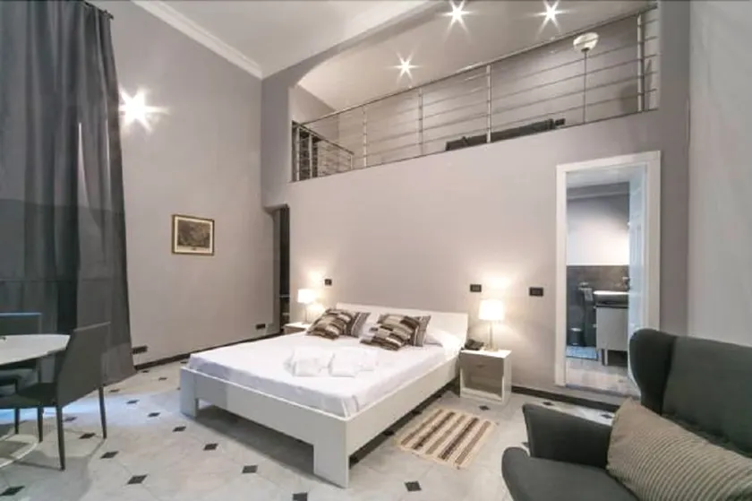 7 Soli Frangipani - Image 1