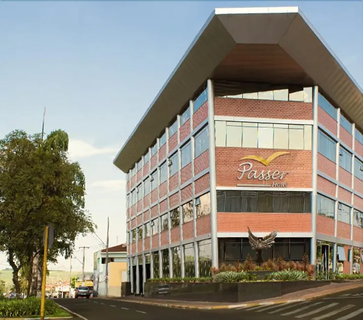 Passer Hotel - Image 1
