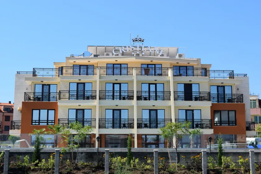 Hotel Cristiani - Image 1