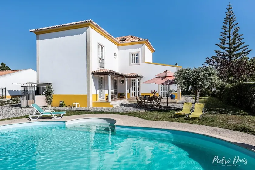 4 bedrooms villa with private pool enclosed garden and wifi at Azeitao - Image 1