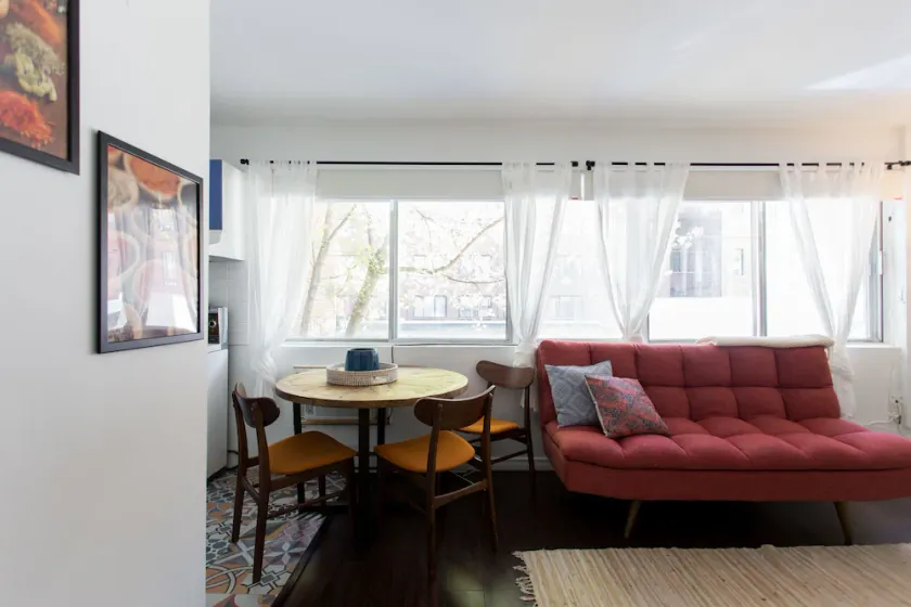 The Hutchinson Suites - Image 1
