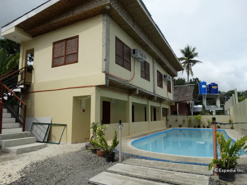 Whites and Greens Beach Resort - Image 1