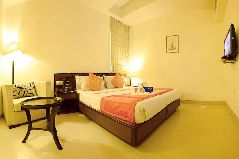 Hotel Krone Delhi Near IGI Airport Delhi - Image 1