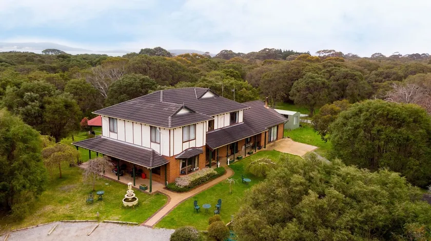 Big Grove B & B - Image 1
