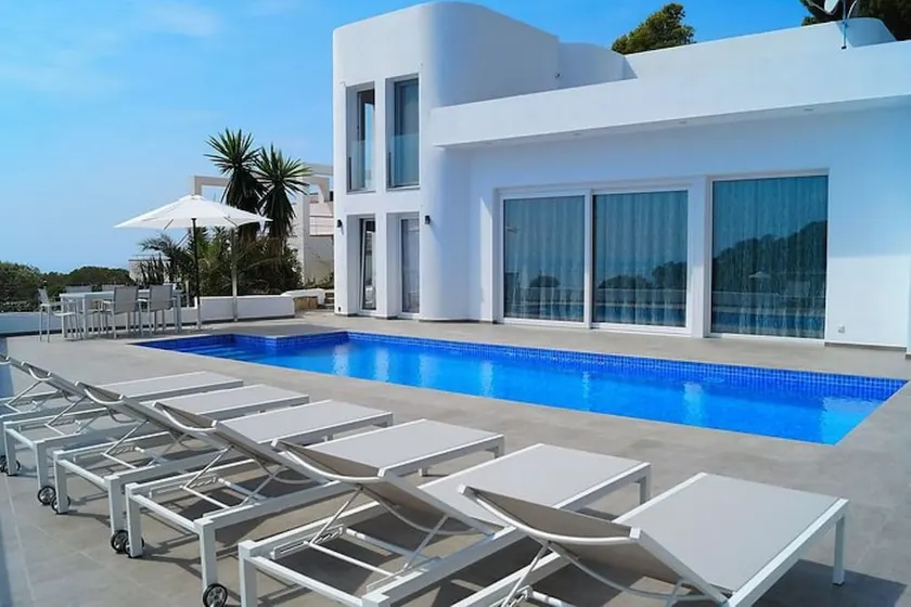 House - 3 Bedrooms with Pool and Sea views - 107932 - Image 1