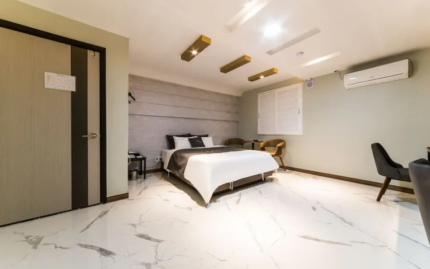 Goyang (Jugyo) Luxe - Image 1