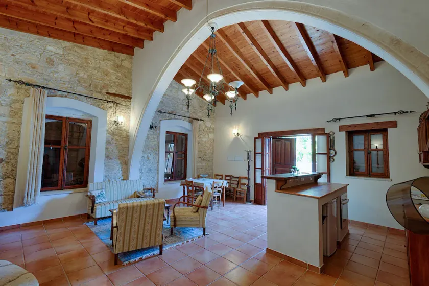 Komi Lofou Traditional House - Image 1