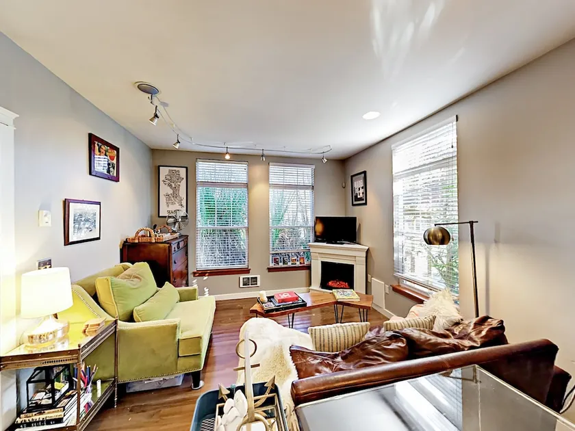Cozy Capitol Hill W/ Patio 1 Bedroom Cottage - Image 1