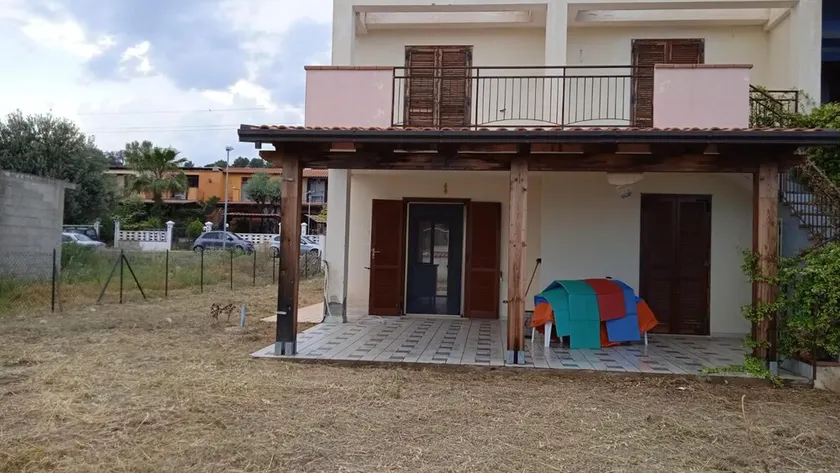 Beach Villa in a Quiet Village in Calabria - Image 1
