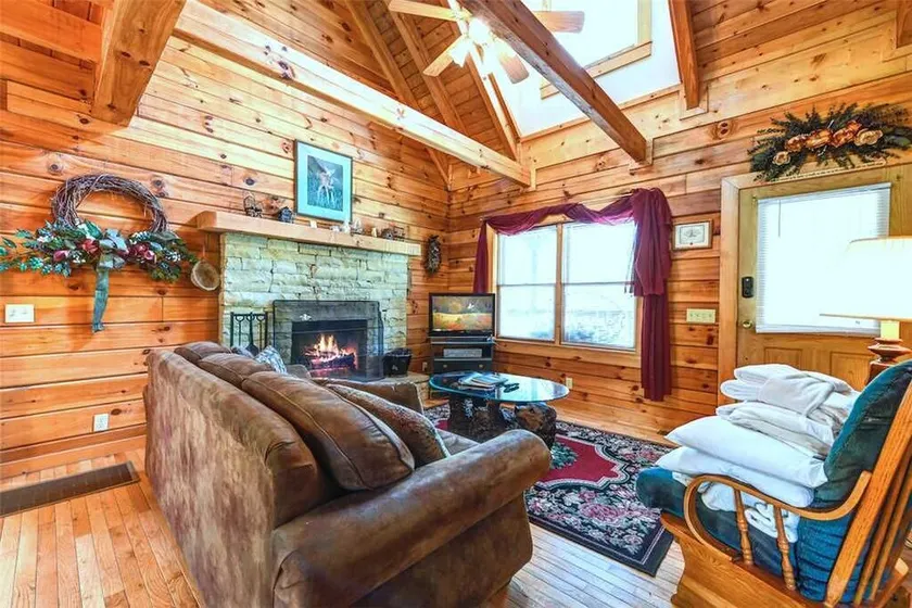 Cherished Memories, 2 Bedrooms, Jetted Tub, Near Golf Course, Sleeps 6 - Image 1
