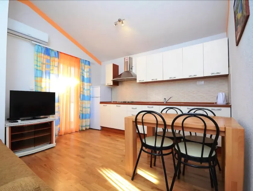 Apartments and Rooms Stipe - Image 1