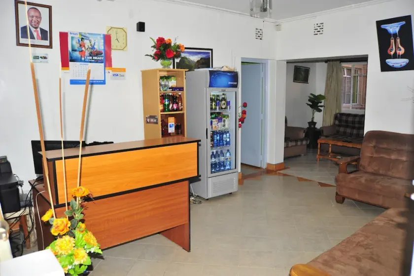 Acacia Gardens Homestay - Image 1