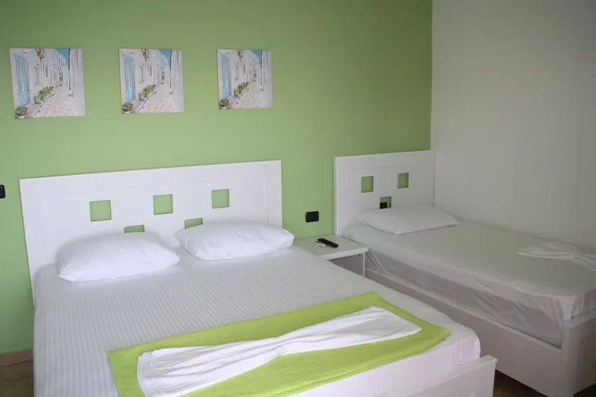 Envi Hotel - Image 1