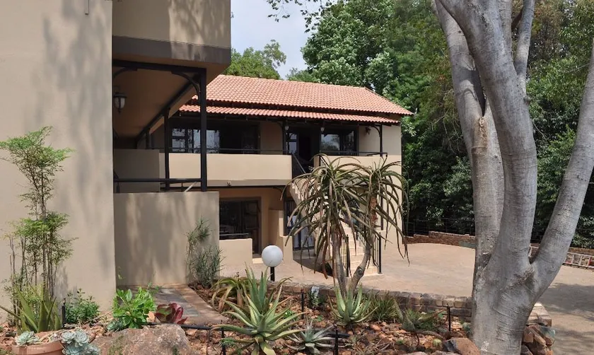 Serenight Guesthouse - Image 1