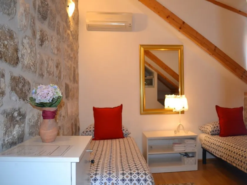 Guest House Luka - Image 1