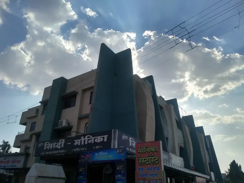 Hotel Monika Siddhi - Image 1