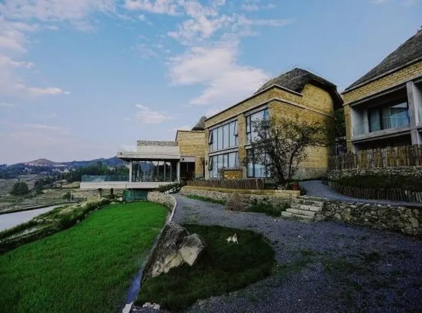 Yuanyang Yuanshe Azheke Hotel (Azheke Ancient Village) - Image 1