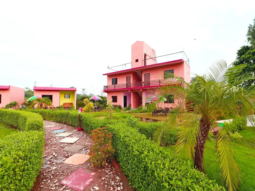 CORBETT SUNRISE RESORT - Image 1