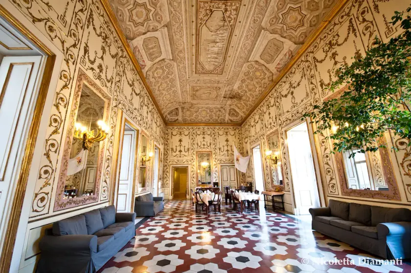 Decumani Hotel De Charme - Image 1