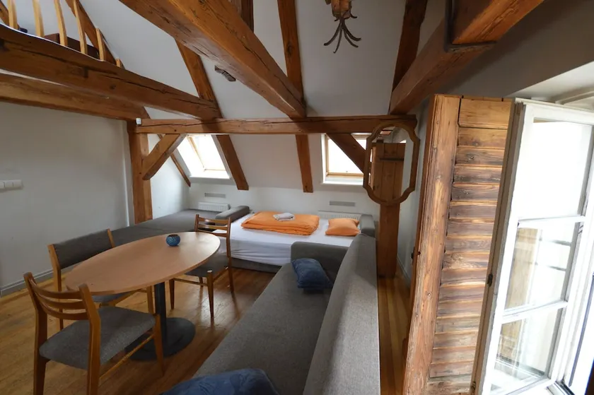 Doma Hostel - Image 1