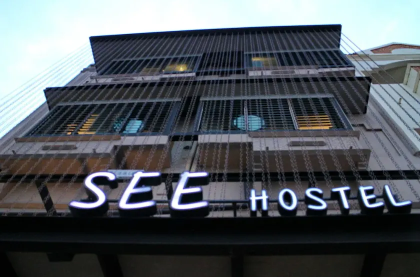 See Hostel - Image 1
