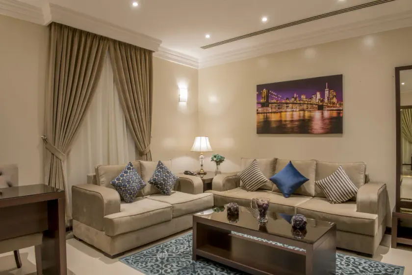Normina Hotel - Image 1