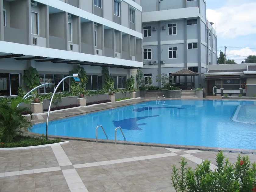 Surya Hotel Duri - Image 1