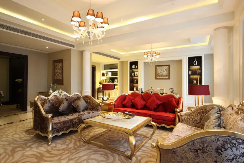 Cavan Hotel - Image 1
