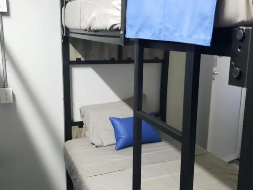 El Gran Hostal - Bed in 8 People Dorm 1 - Image 1