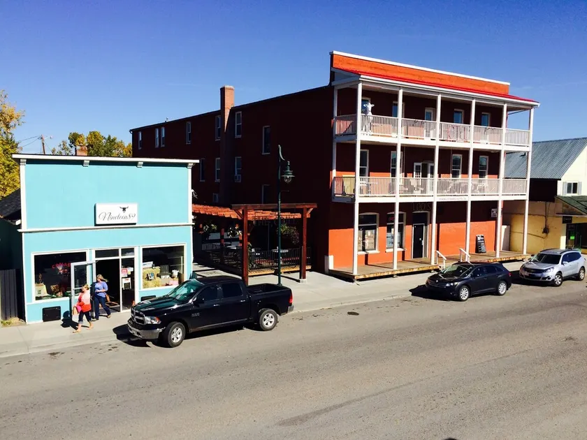 Legendary King Edward Hotel - Image 1