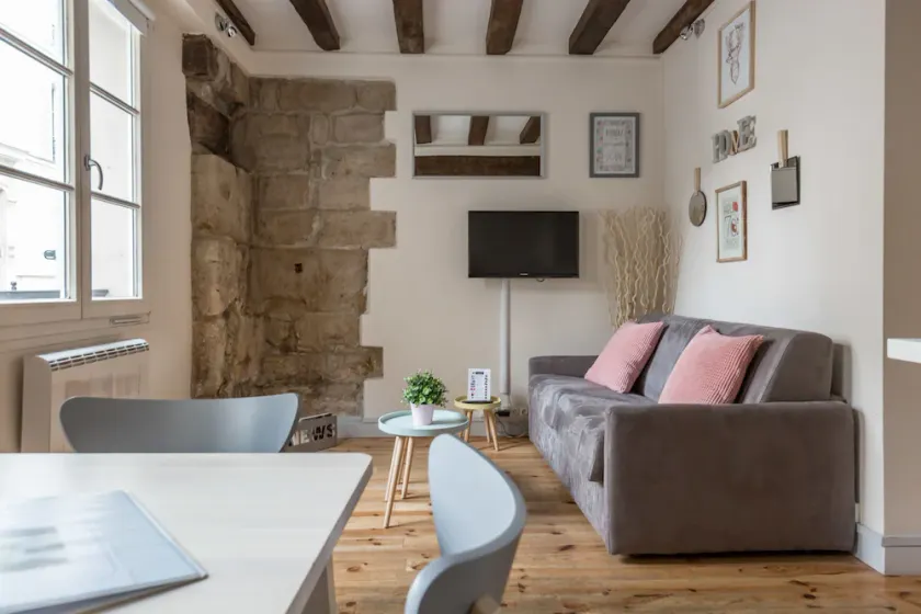 Apartment WS St Germain-Pantheon - Image 1
