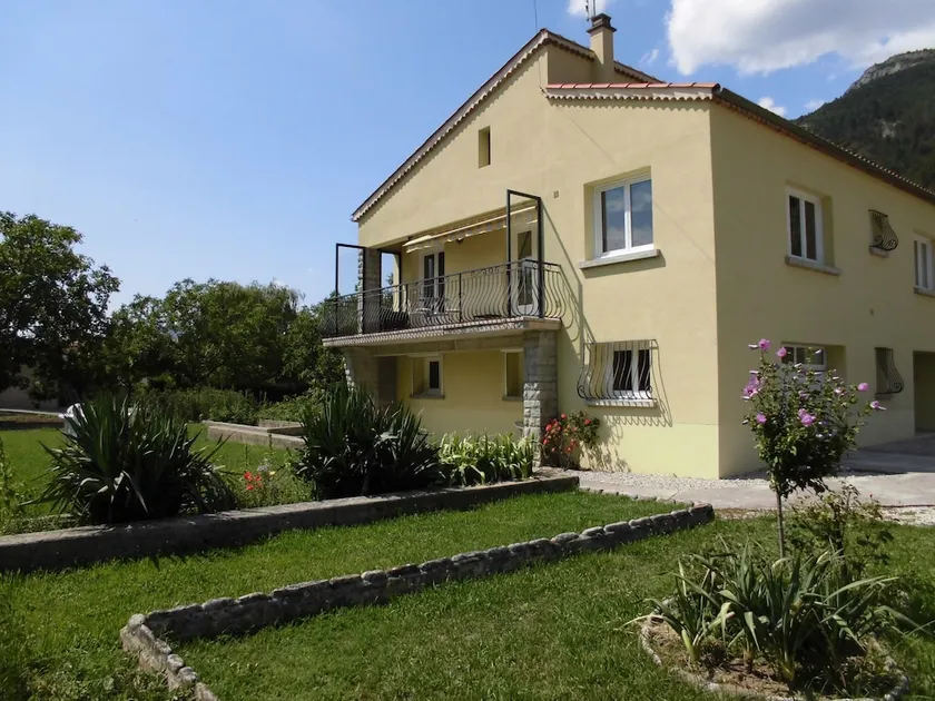 Gîte Le Bouquet - Image 1