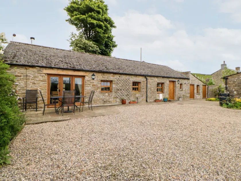 Padley Barn - Image 1