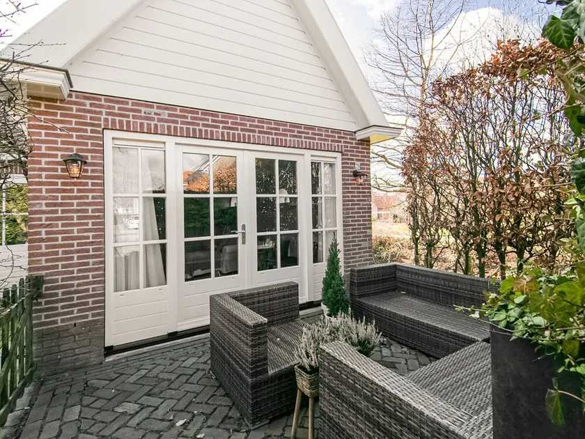 Appealing Holiday Home in Medemblik with Garden - Image 1