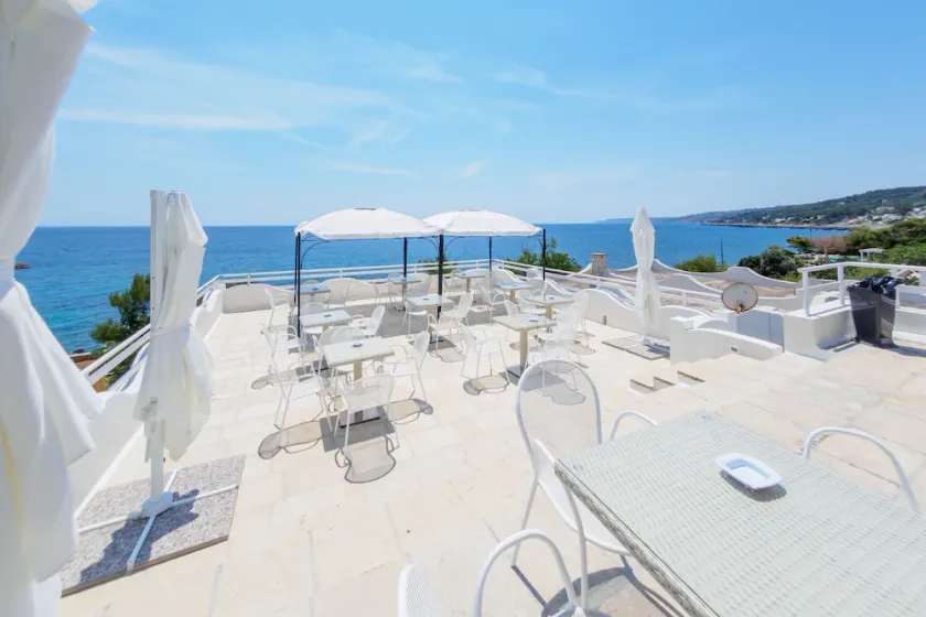 Lamanna's Hotel - Image 1