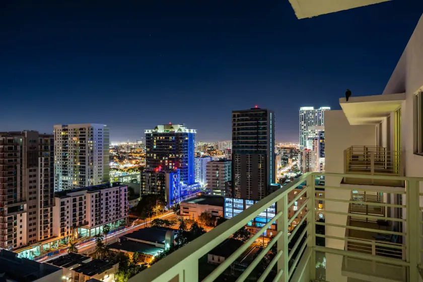 Brickell 1st Luxe City Rentals - Image 1