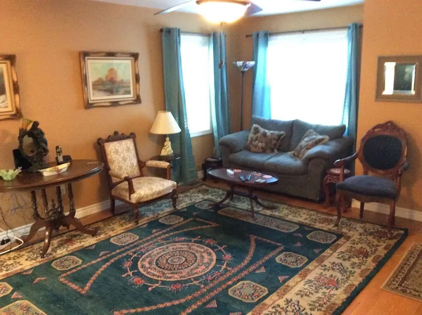 Main Street Caygeon B&B - Image 1