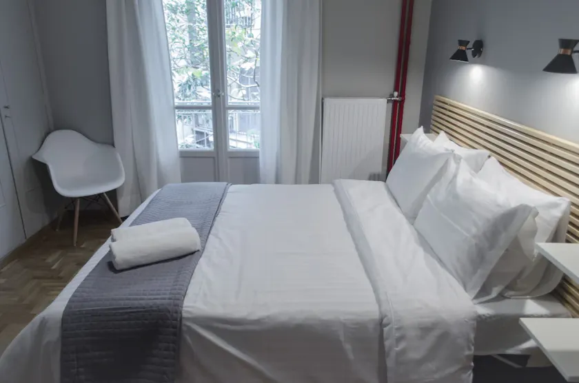 Centrally located flat with 1 bedroom - Image 1