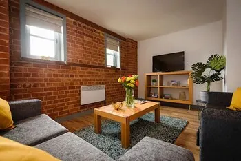 Karah Suites - Gloucester Docks - Image 1